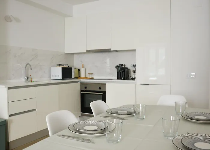 Milady House By Dolcestay * Sesimbra